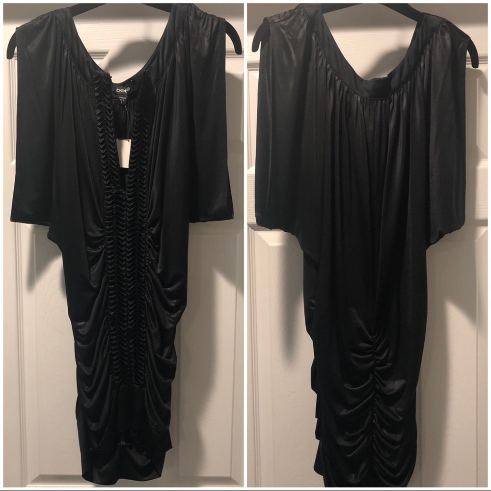 NWT- BEBE: Triangle Pleat Tunic Dress - Sz: S